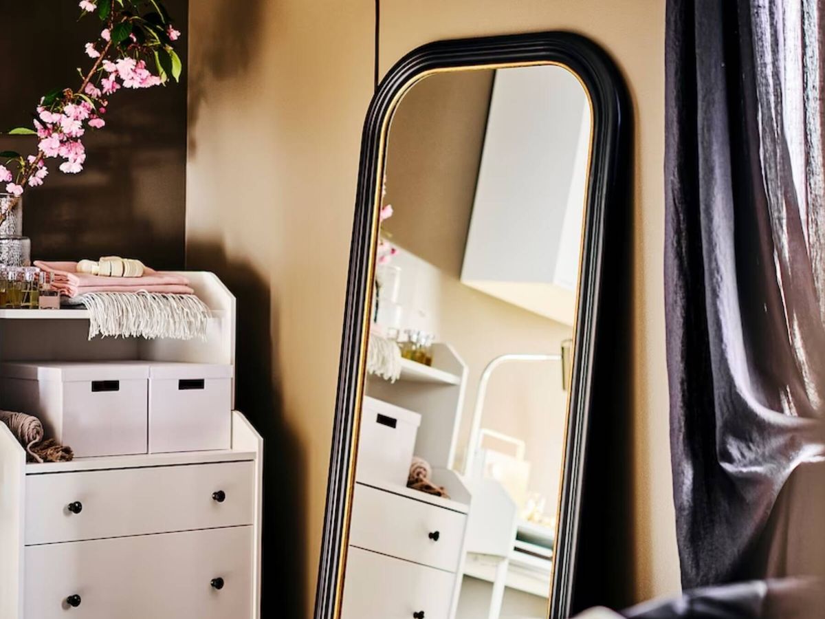 Foto: Nuevo espejo de Ikea para casas sofisticadas. (Cortesía/Ikea)