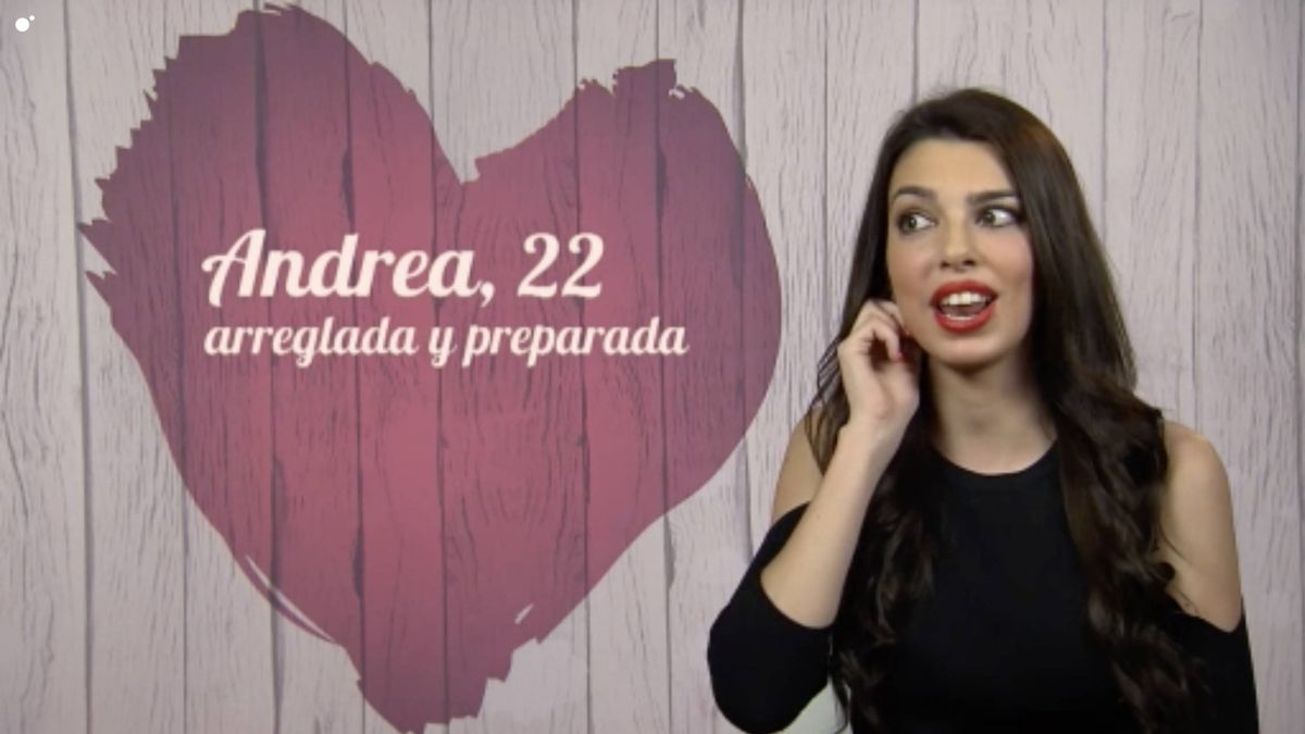 Una participante de 'First Dates' vuelve a lucirse: ¿Murcia está en Andalucía, no?