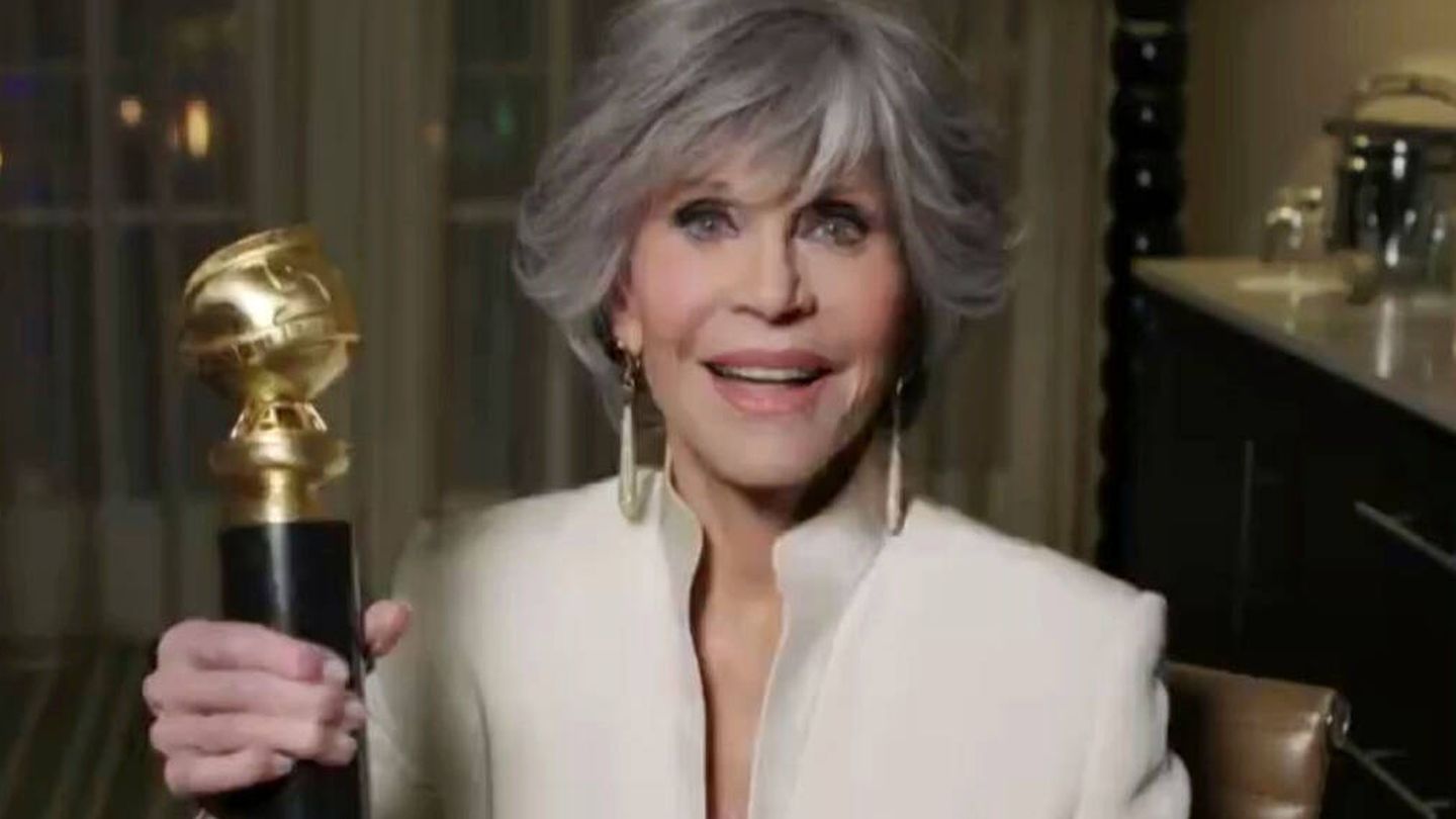 Jane Fonda recogió su Globo de Oro desde casa el año pasado. (Getty/Handout/HFPA)