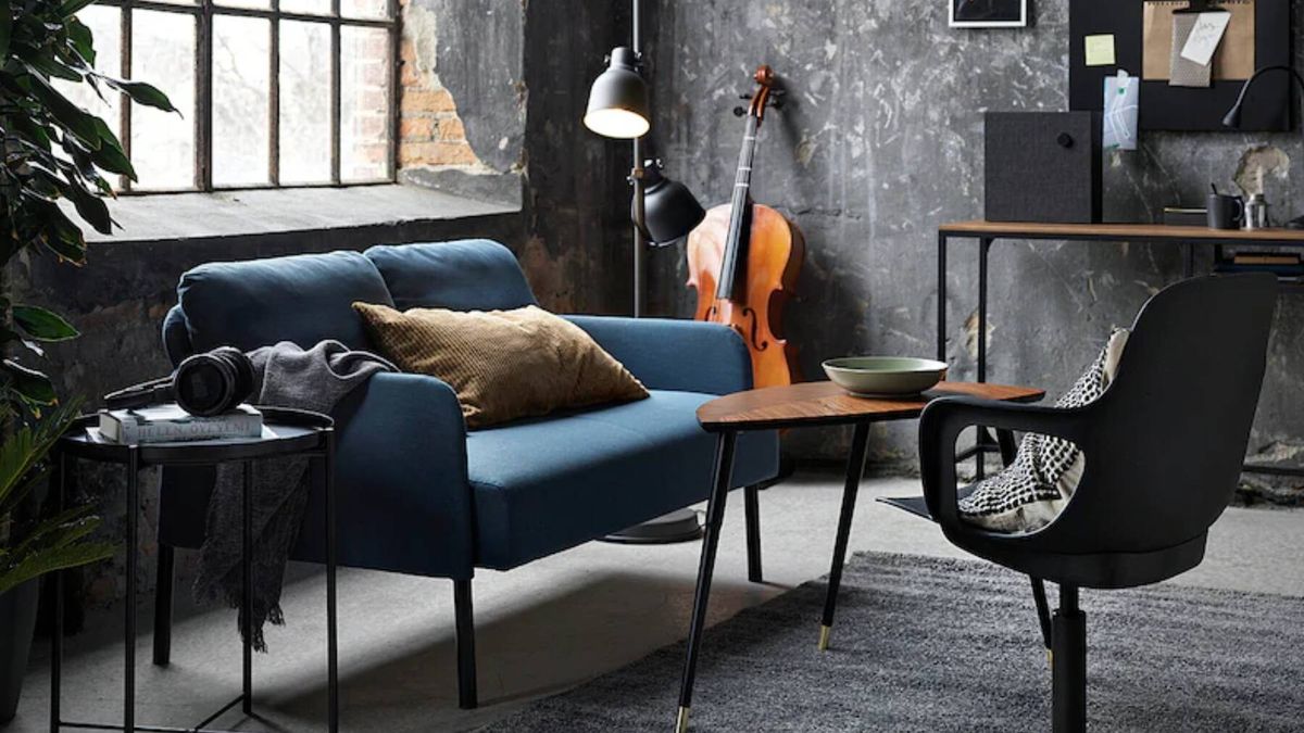 El sofá ideal para un salón pequeño es este de Ikea