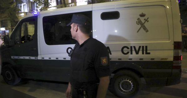 Foto: Un Guardia Civil en Barcelona. (EFE)