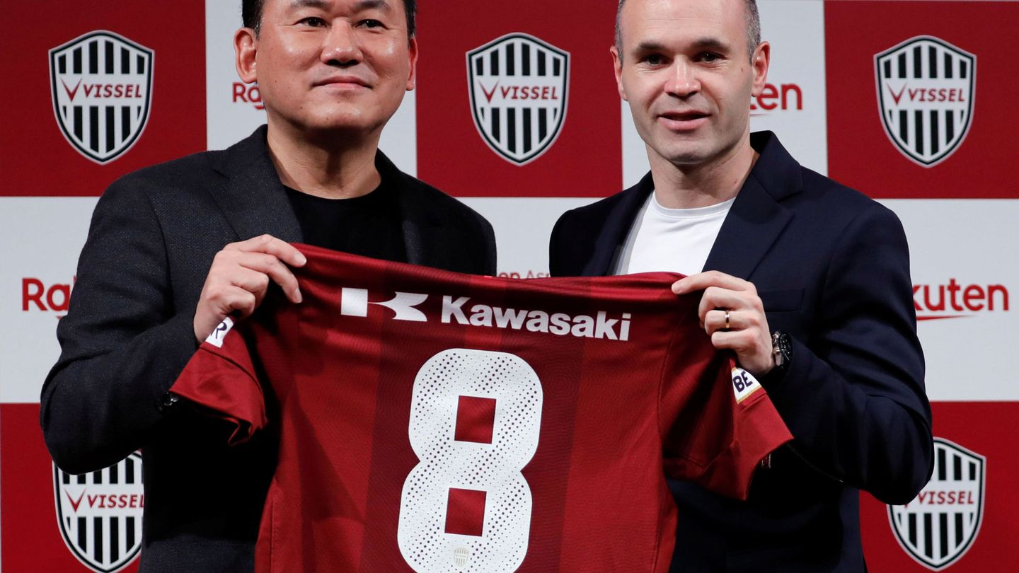 Hiroshi Mikitani, fundador y CEO de Rakuten y dueño del equipo de fútbol Vissel Kobe, donde juega Iniesta. Mikitani es el 4º hombre más rico de Japón. (Reuters)