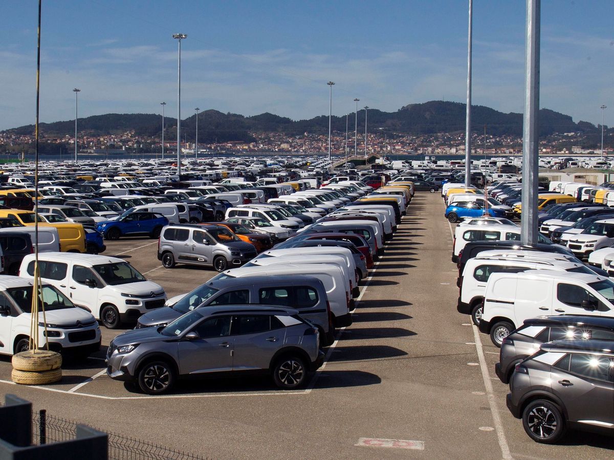 Equipar Ciudad Menda promesa La venta de coches europeos se hunde ante el 'boom' de los asiáticos en  España en 2022