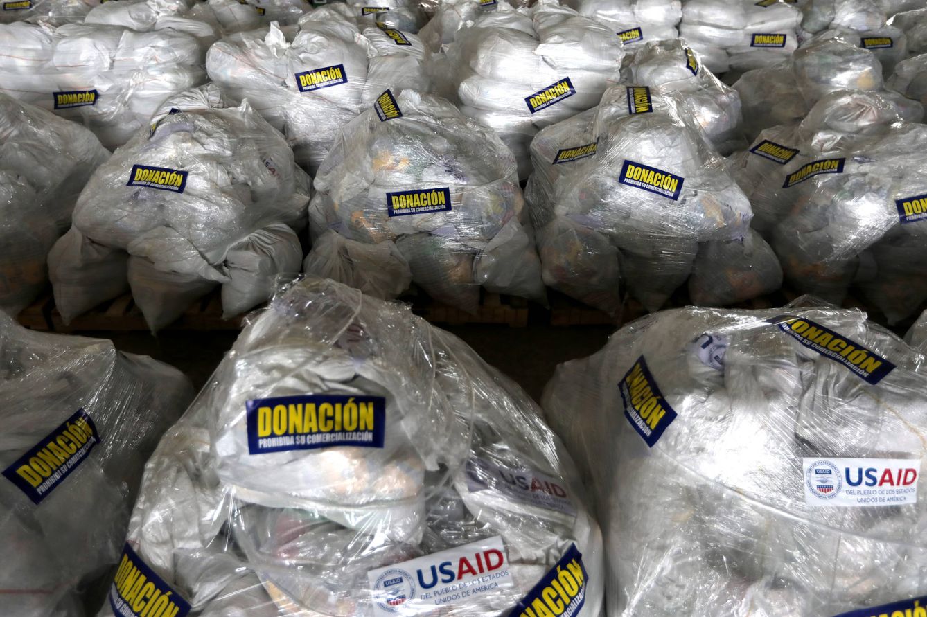 Ayuda humanitaria para Venezuela procedente de EEUU en un almacen en Cúcuta, en la frontera entre Colombia y Venezuela. (Reuters) 