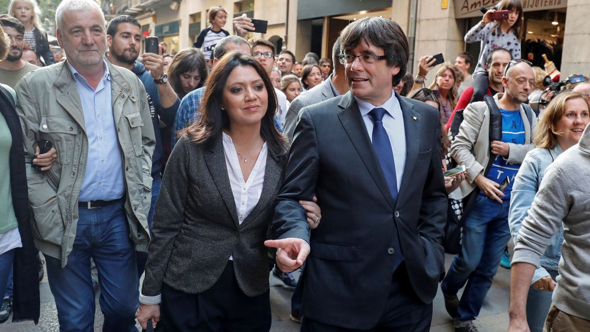 Puigdemont, a su mujer desde la cárcel: "Ahora no debe haber violencia" 