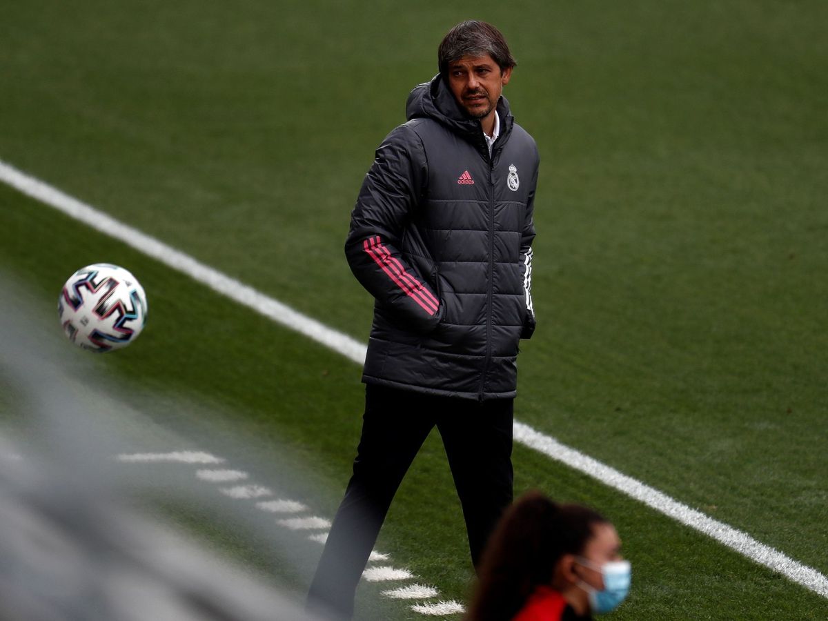 Foto: David Aznar, entrenador del Real Madrid femenino. (EFE)