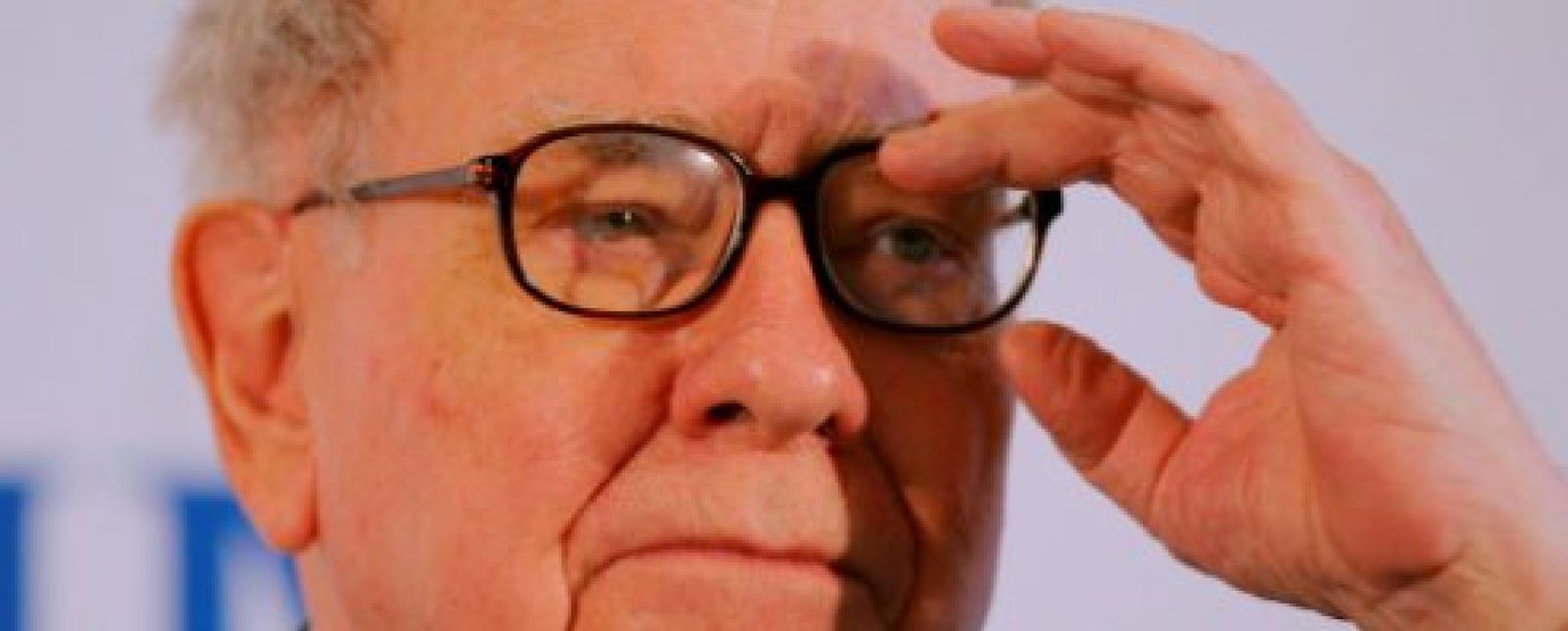 Foto: Doble traición de Buffett a... Buffett: invierte en tecnología (IBM) y en máximos históricos