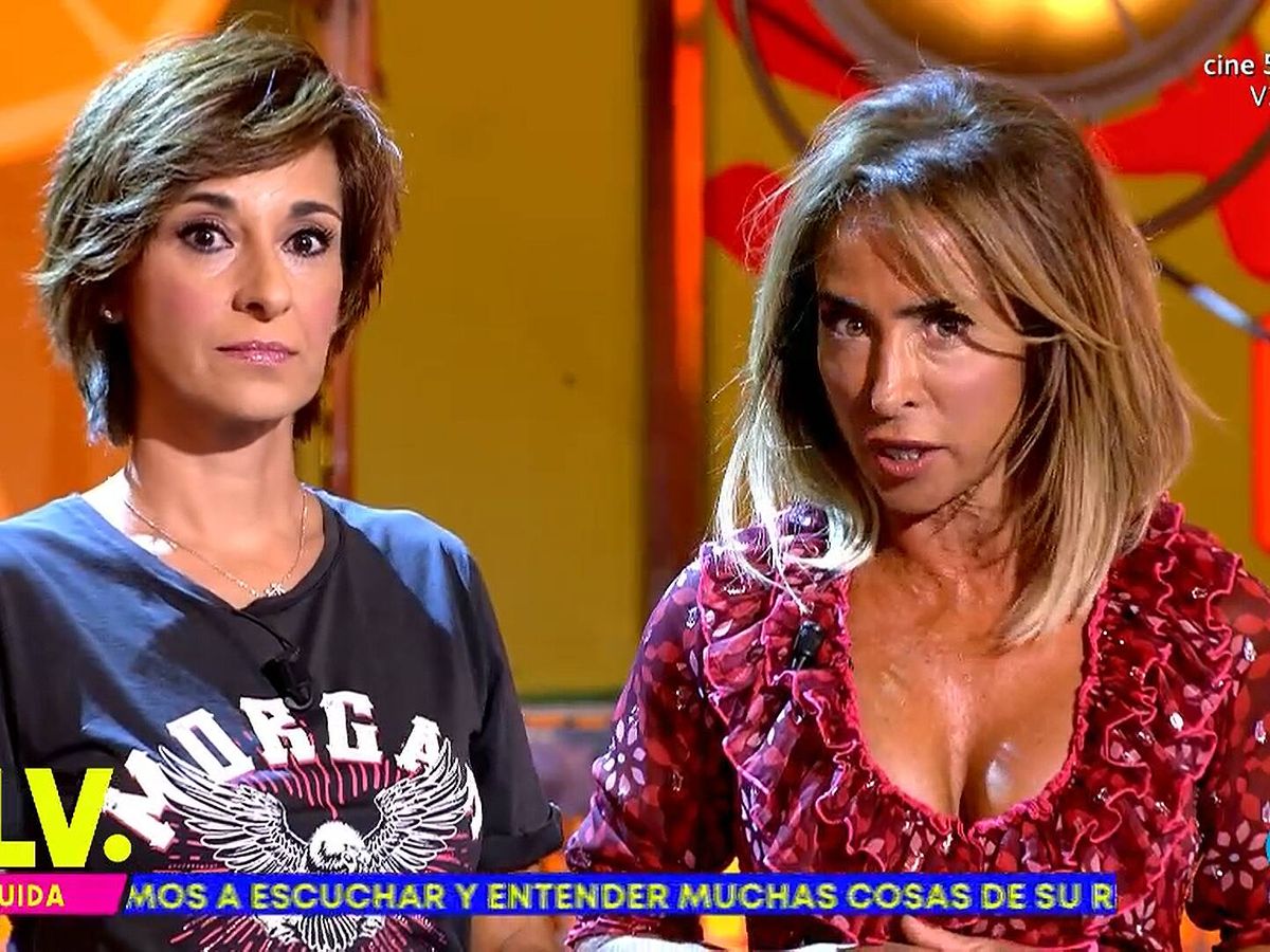 Foto: Adela González y María Patiño, en 'Sálvame'. (Mediaset)