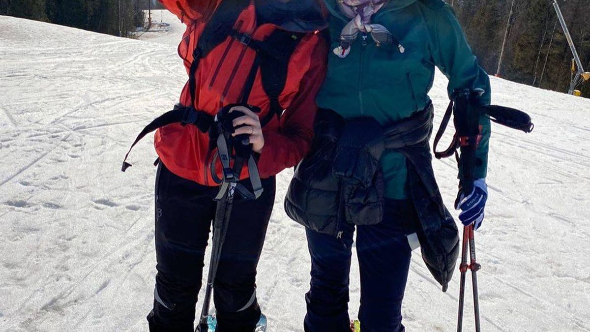 Mette-Marit saca partido a la cuarentena: día de esquí con Haakon e Ingrid 