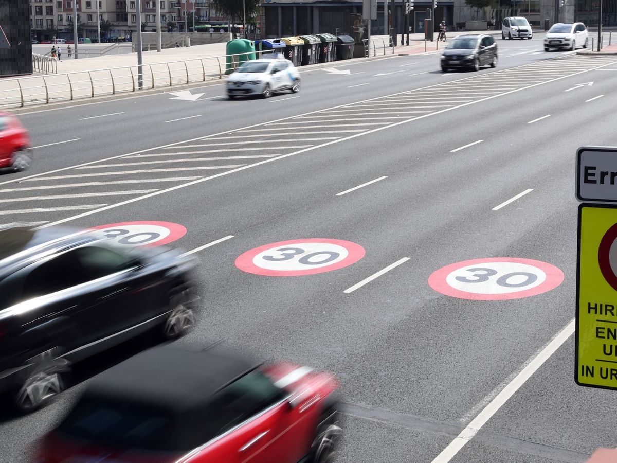 Foto: Muchos conductores aseguran no ver nítidamente las señales. (EFE)