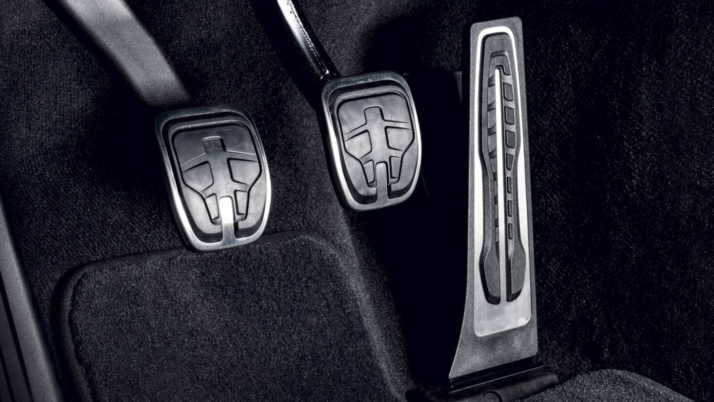 Por vez primera se ofrecerá el cambio manual en el nuevo GR Supra en Europa.