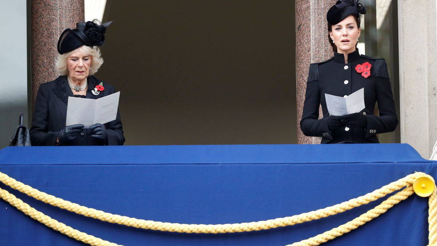 Kate Middleton y Camilla Parker en el Día del Armisticio. (Getty)