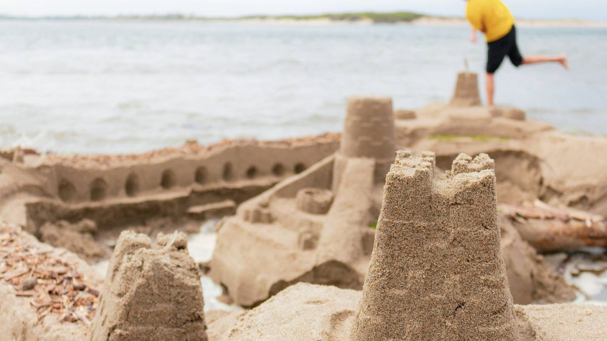 Los científicos explican cómo puedes construir el castillo de arena perfecto y que no se desmorone
