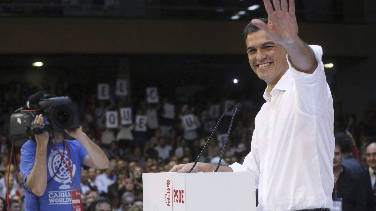 Foto: Pedro Sánchez, en la presentación de las candidaturas socialistas a las generales, este 18 de octubre en el polideportivo Magariños de Madrid. (EFE)