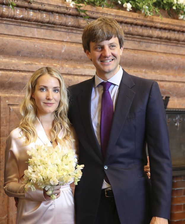 Foto: Ernesto de Hannover y Ekaterina en su boda civil. (Gtres)