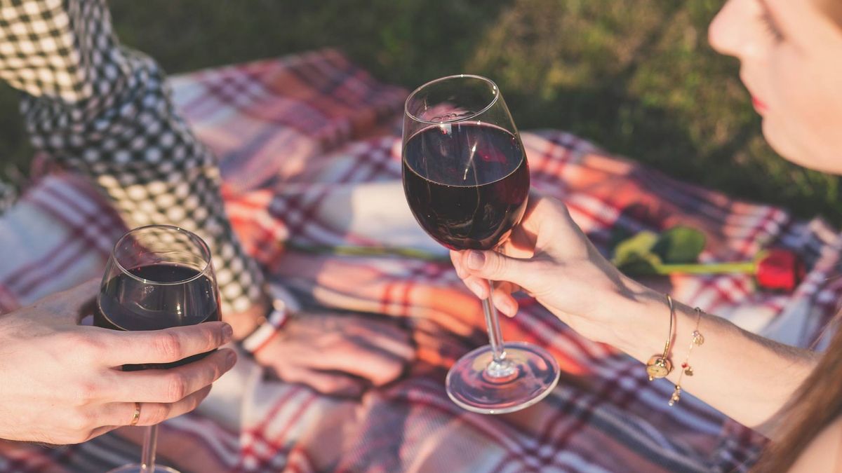 Copas de vino para regalar o disfrutar bebiendo en pareja