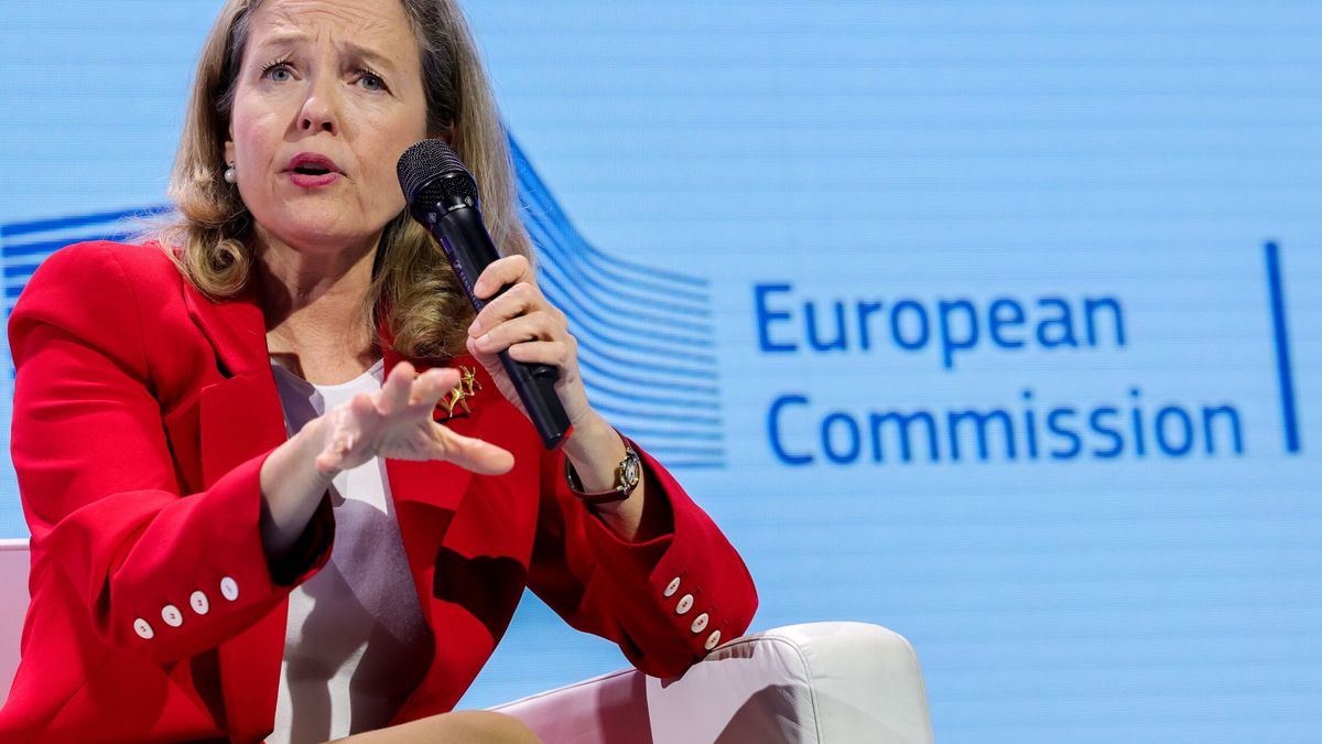 ¿Calviño al BEI? Por qué en Bruselas se especula con una 'supercandidatura' española
