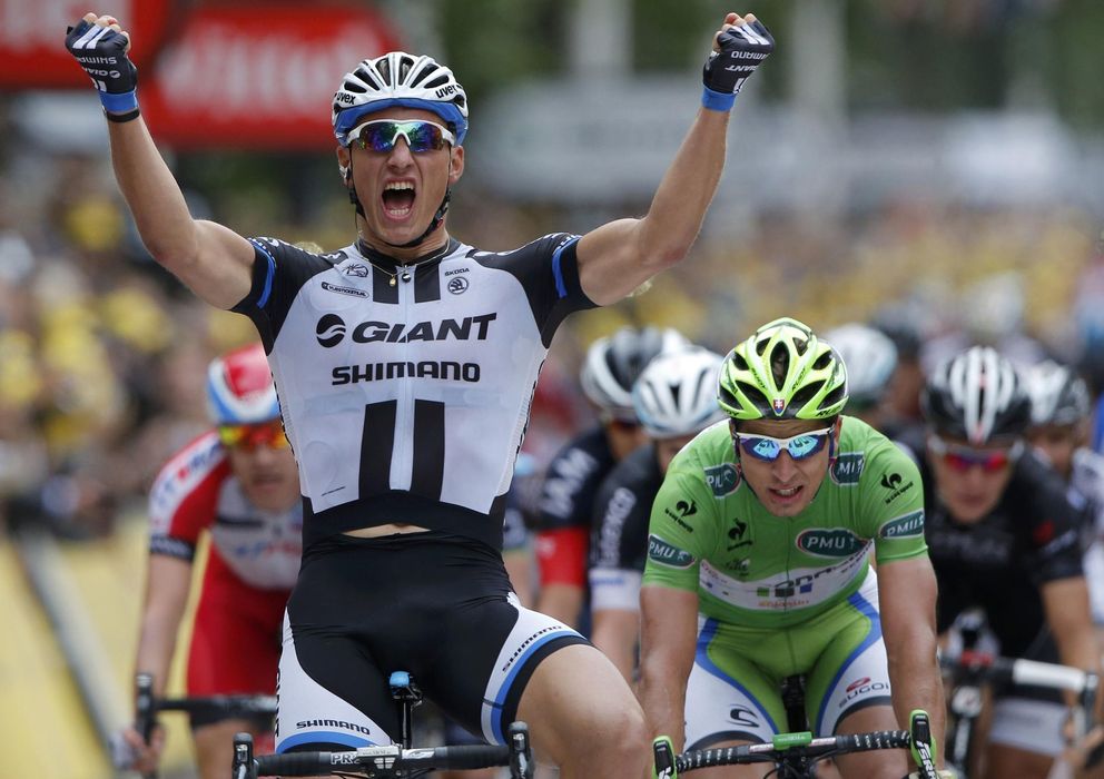 Foto: Marcel Kittel celebra el triunfo en la tercera etapa del Tour (Reuters)