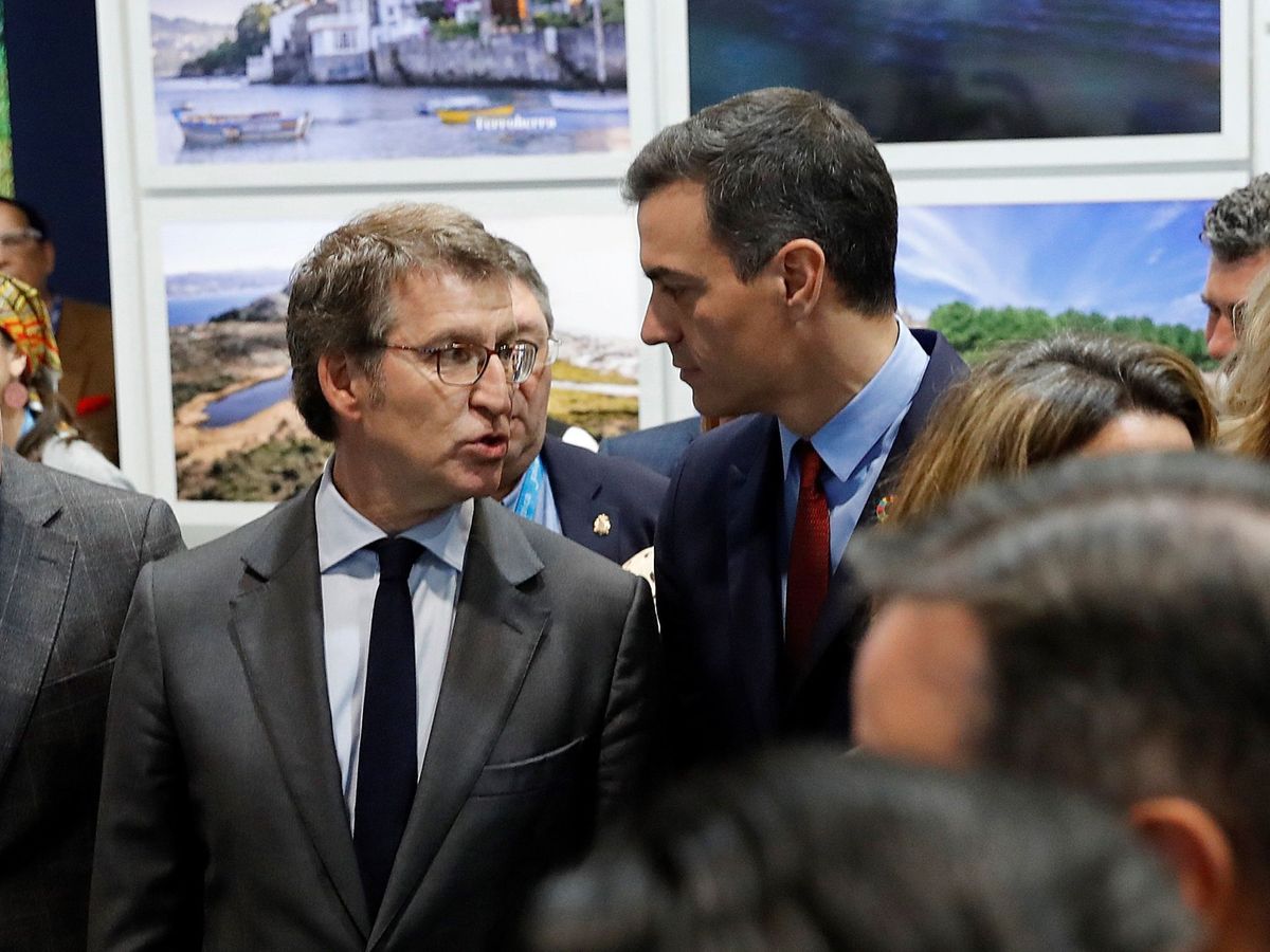 Foto: El presidente del Gobierno, Pedro Sánchez, y el presidente de la Xunta de Galicia, Alberto Núñez Feijóo, en una imagen del mes de enero. (EFE)