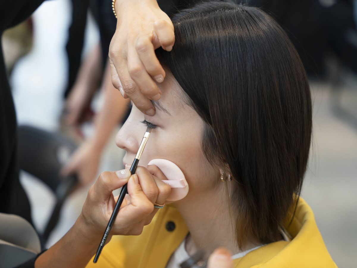 Foto: Destacar las ojeras con maquillaje, la nueva viralidad de TikTok. (Imaxtree)