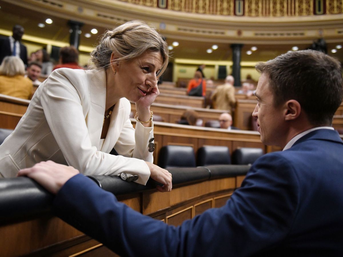 Foto: Yolanda Díaz e Íñigo Errejón durante una sesión plenaria en el Congreso. (Europa Press/Fernando Sánchez)