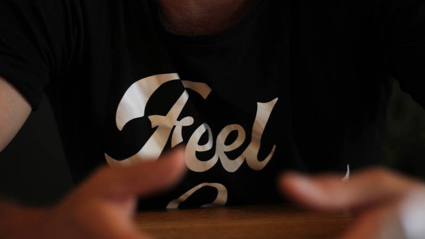  Camiseta que emplea en los tours de 'Feel Good'. (J.B.)