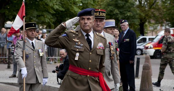 Foto: Primer acto del teniente general Alfredo Ramírez tras su toma de posesión como Jefe del Eurocuerpo. (Foto: emad.mde.es)
