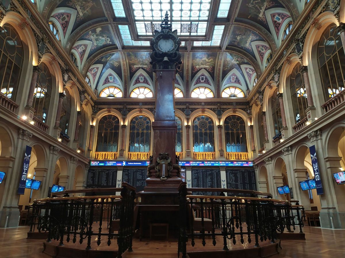 Foto: Interior del Palacio de la Bolsa de Madrid. (EFE)