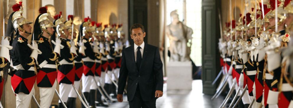 Foto: Sarkozy carga contra el burka en su primer discurso en el Palacio de Versalles
