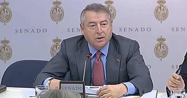 Foto: José Antonio Sánchez, presidente de RTVE, en el Senado. EFE