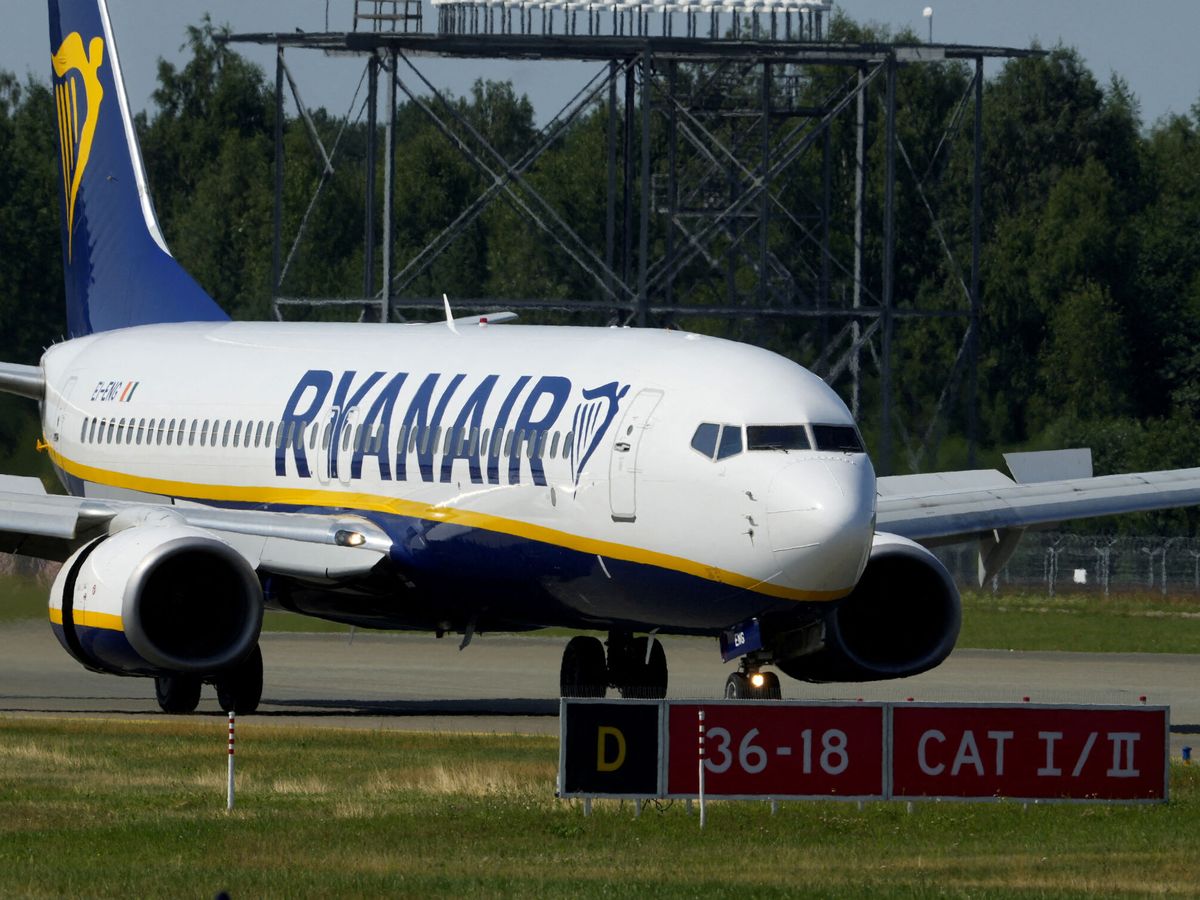 Foto: Avión de la aerolínea Ryanair en Riga. (REUTERS/Ints Kalnins)