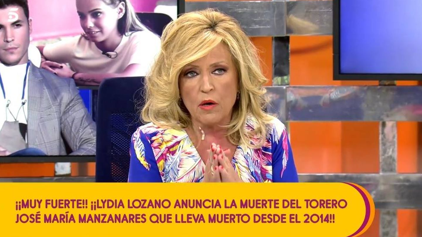 Lydia Lozano pidiendo perdón. (Telecinco).