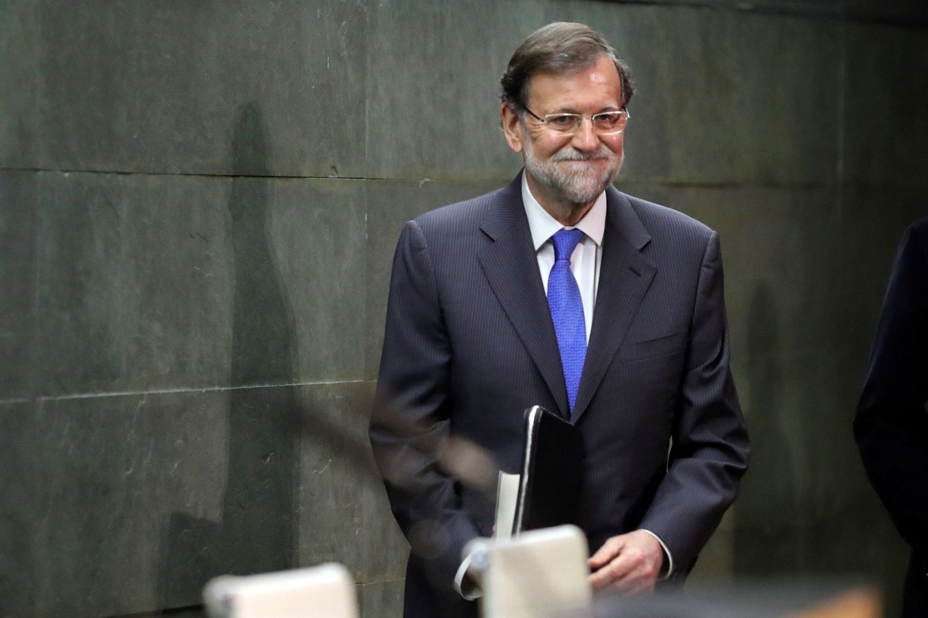 Mariano Rajoy, en una de las presentaciones de su libro. (EFE)