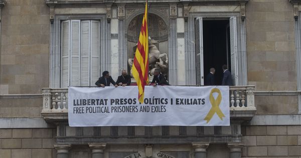 Foto: Toma de posesion del nuevo gobierno catalan