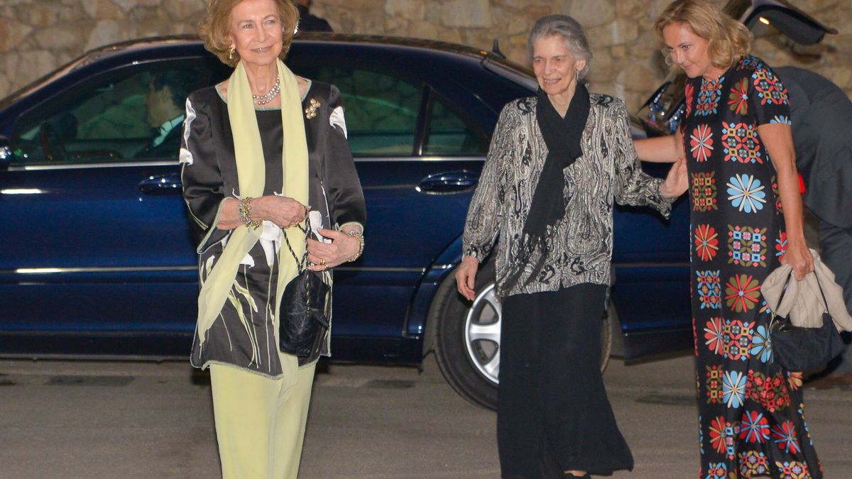 El encuentro de la reina Sofía e Irene con la princesa Al Joharah y su hija