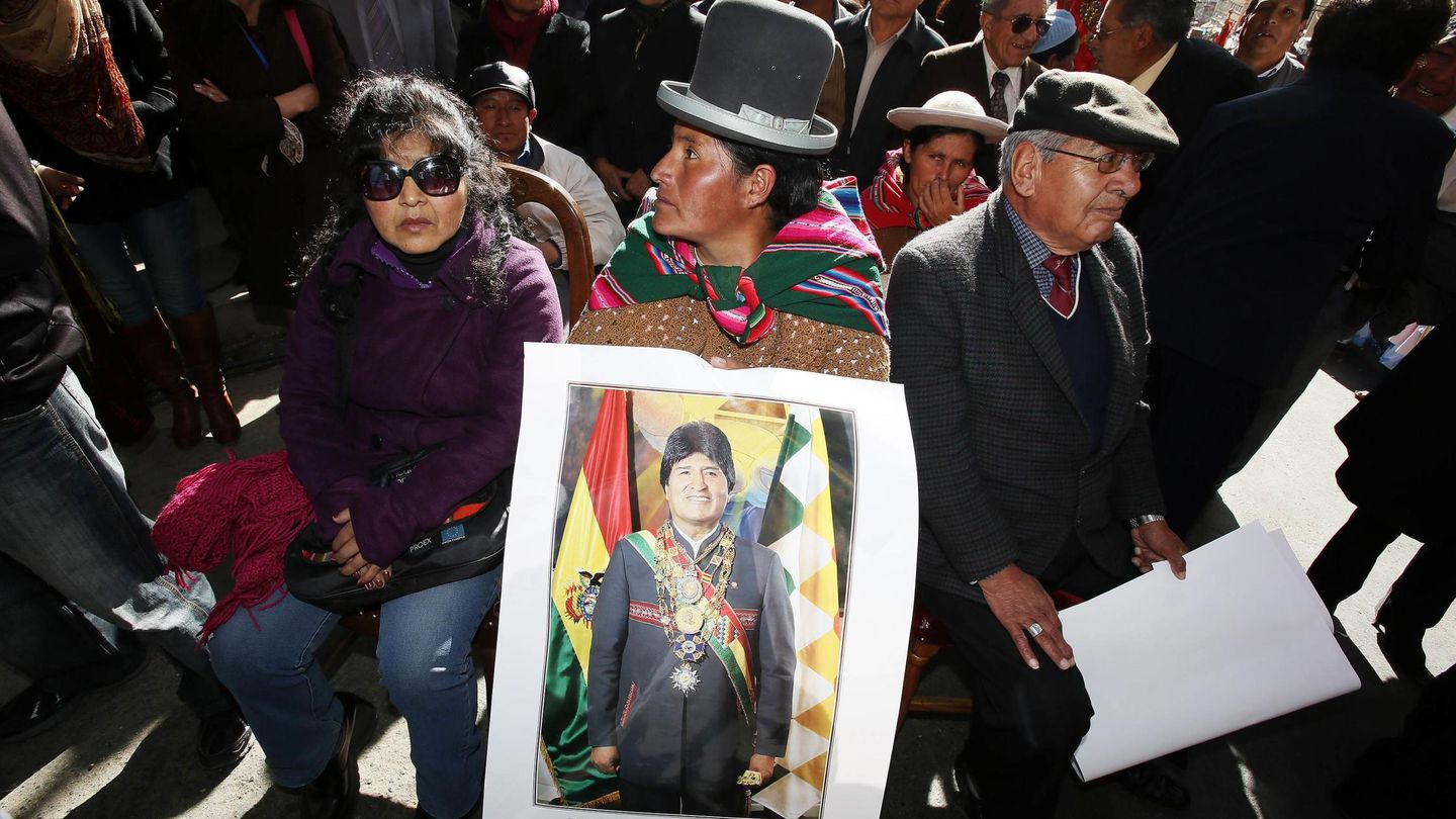Una simpatizante de Morales durante un acto de la organización 'Gran Poder' en La Paz (Reuters).