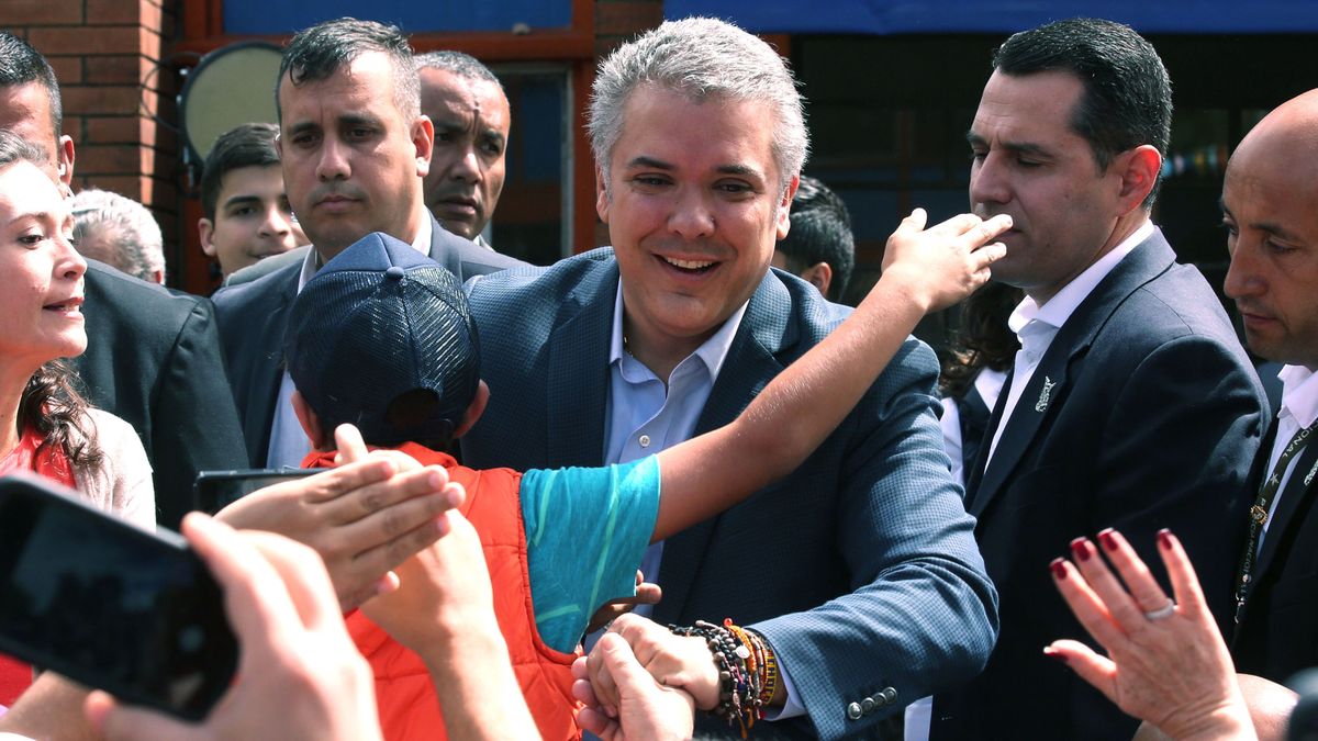 La derecha 'uribista' vuelve al poder en Colombia