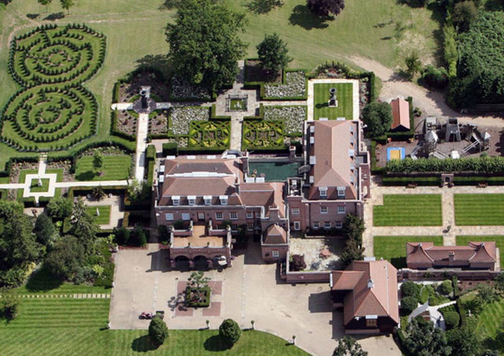 Foto: La mansión que los Beckham han vendido esta semana. (Vanity Fair)