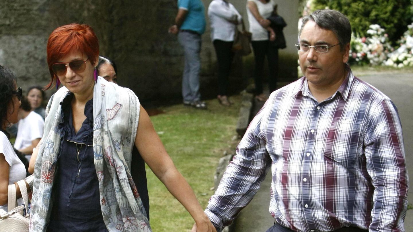 Sandra Ortega, acompañada de su marido. (EFE/Cabalar)