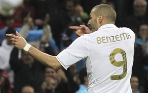 Benzema se se reivindica como nueve del Real Madrid