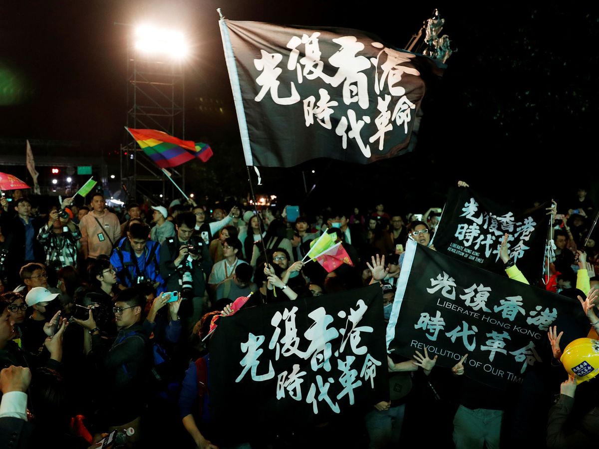 Foto: Manifestantes pro-Hong Kong en Taiwán tras conocerse la victoria de Tsai Ing-wen. (Reuters)