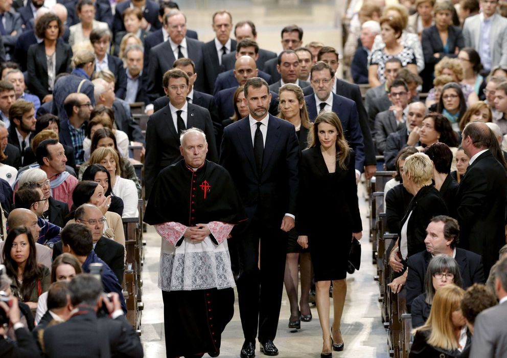 Foto: Los Príncipes de Asturias presiden el funeral. (EFE)
