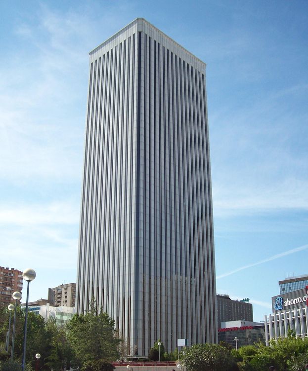 Foto: Torre Picasso. (Wikipedia / Luis García)