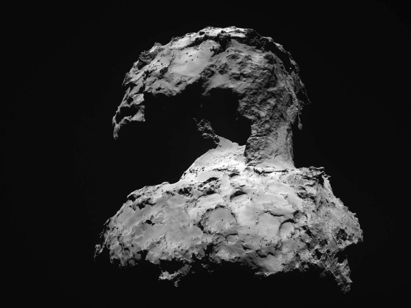 Nuevas imágenes del cometa 67/churymov-gerasimenko