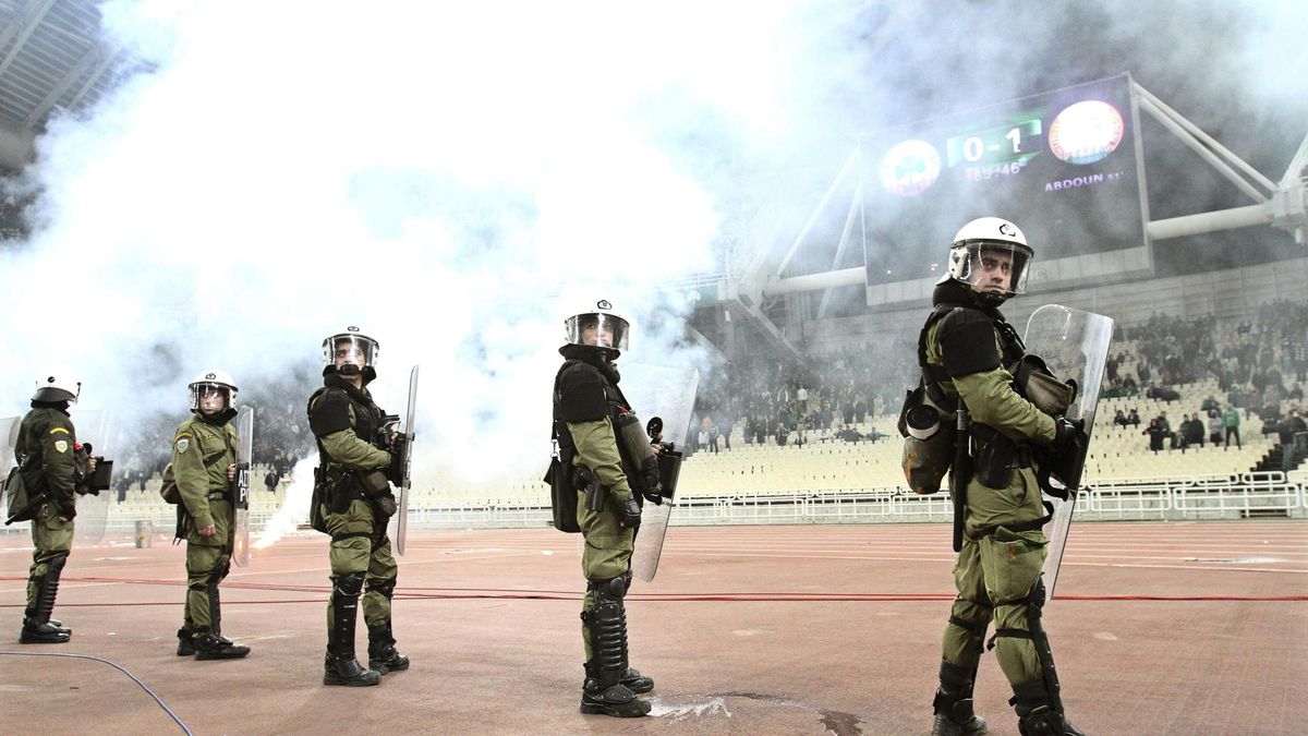"Prohibir el fútbol en Grecia es como dejar a la gente sin respirar, es más que la religión"