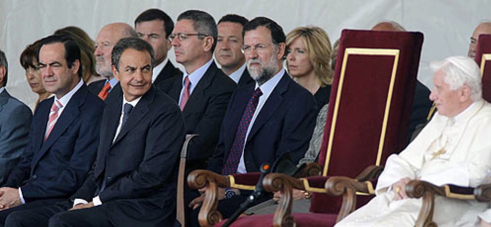Foto: El Gobierno de la “España laica” se vuelca en la llegada a Madrid de Benedicto XVI