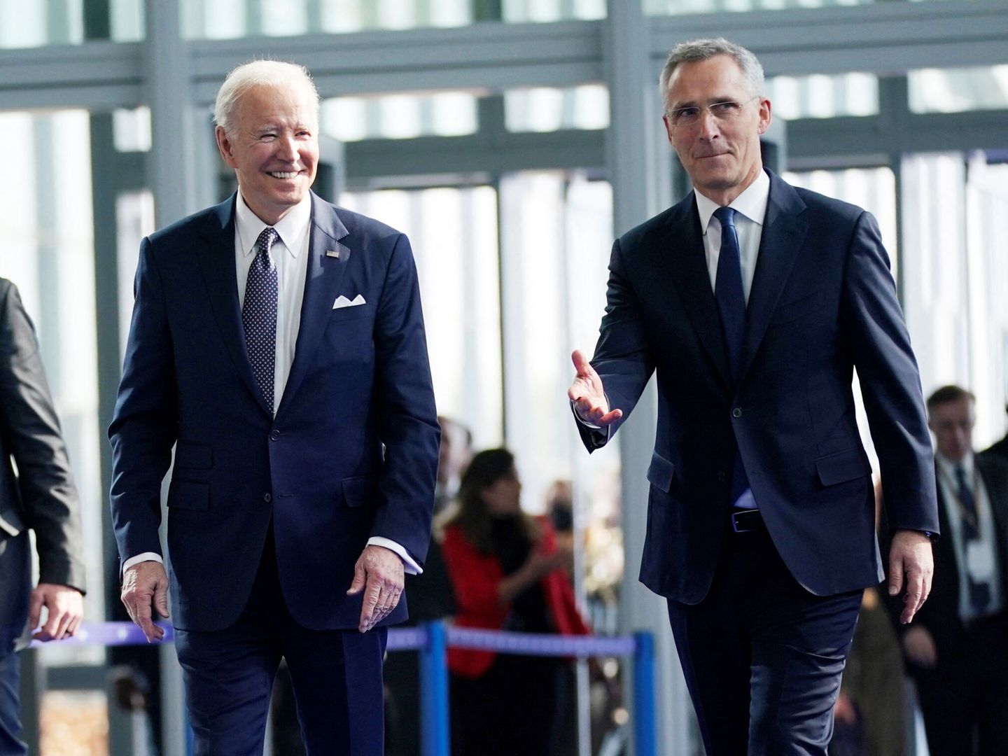Stoltenberg junto al actual presidente de los Estados Unidos, Joe Biden. (Reuters)