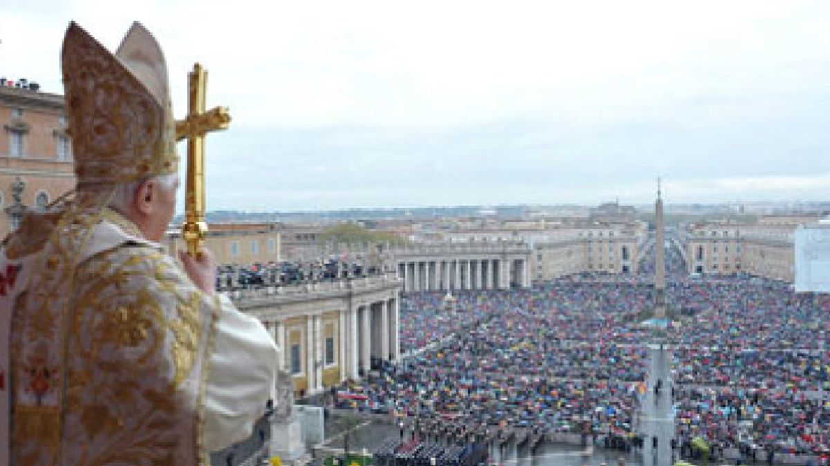 El Papa recibe el apoyo de la Iglesia ante los casos de pederastia
