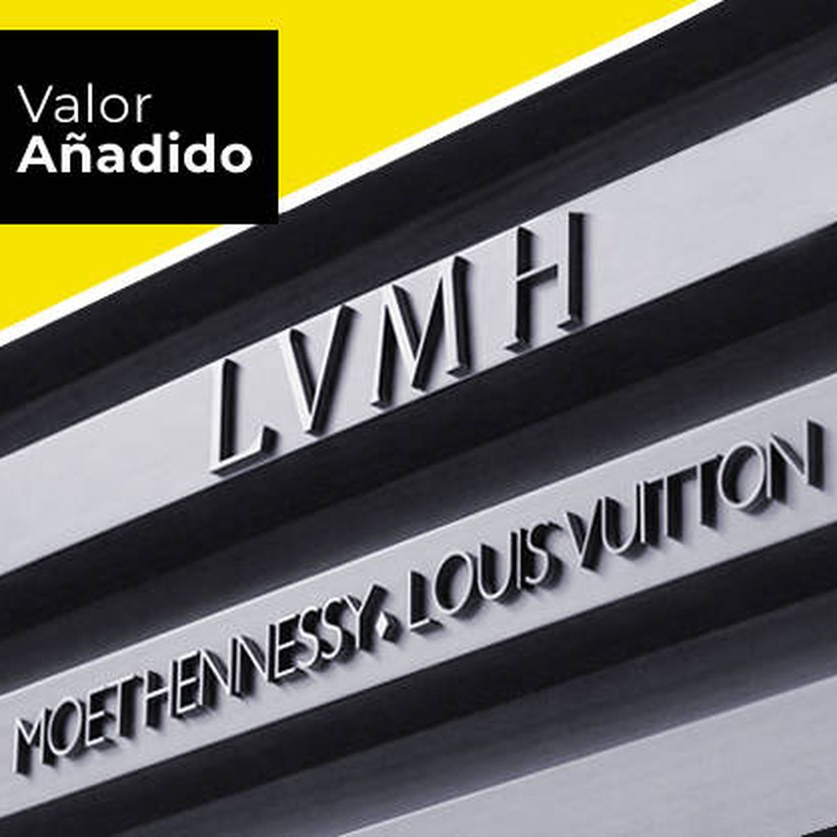 Carlos Alcaraz muestra un bolso de Louis Vuitton valorado en un