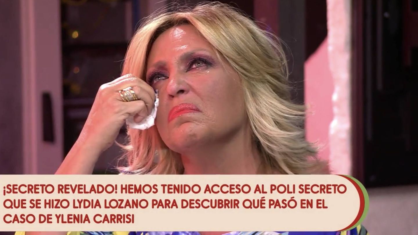 Lydia Lozano llorando en 'Sálvame'. (Mediaset España)